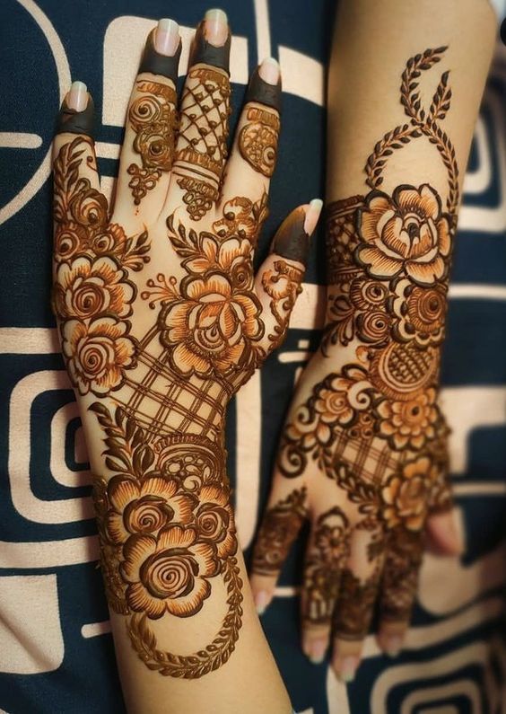 Back Hand Mehndi Design