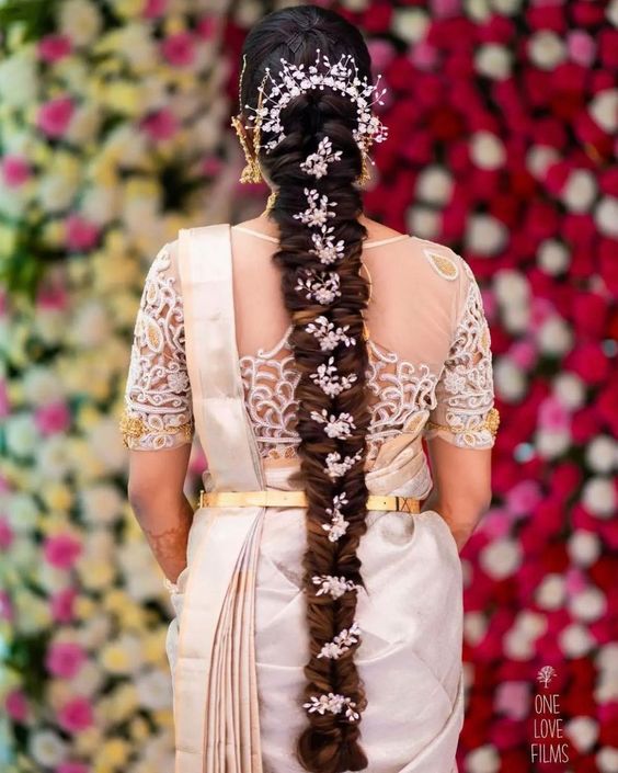 11 Gorgeous South Indian Bridal Hairstyles  Be Beautiful India