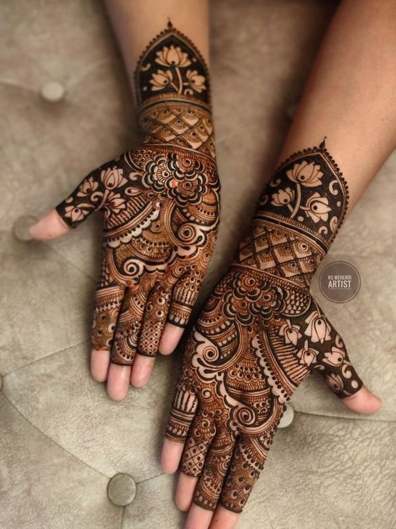 50+ Modern Lotus Mehndi Designs | Royal Lotus Mehndi Designs 2023