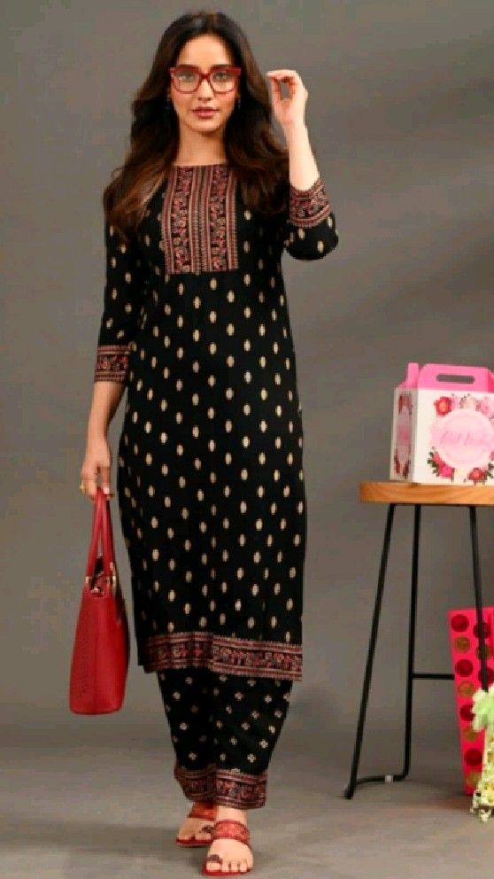 30+ Stunning Summer Kurti Designs 2023