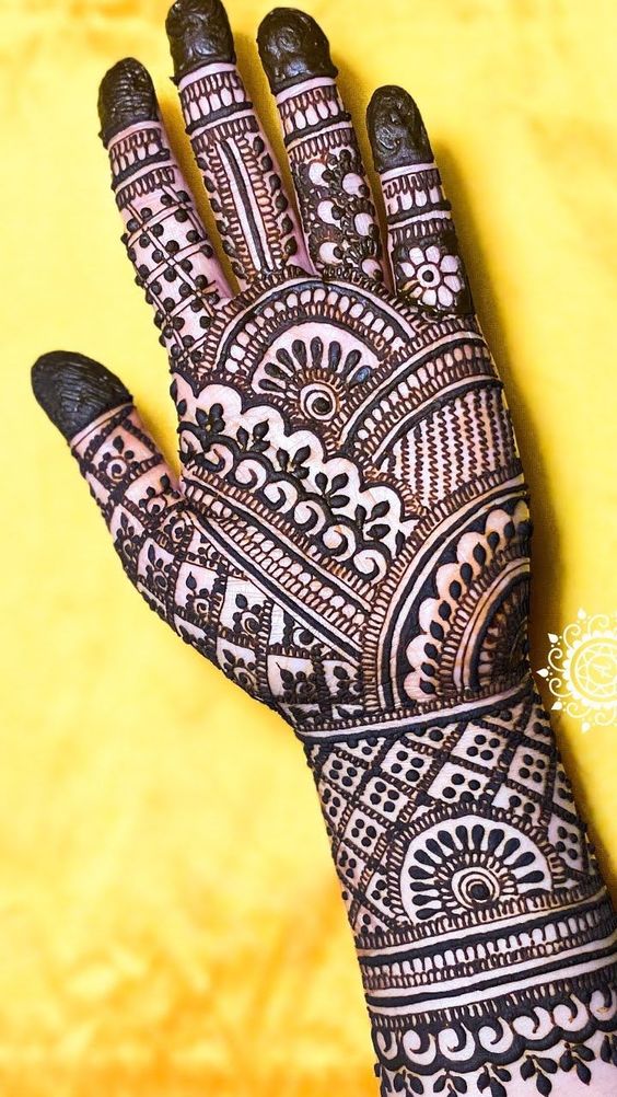 55+ Gorgeous Easy Full Palm Mehndi Designs 2023