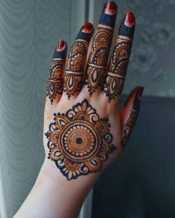 24+ Stunning Mandala Mehendi Designs 2023