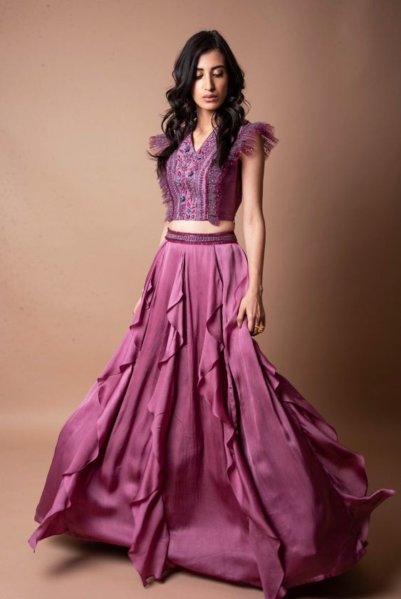 24+ Stylish Crop Top And Skirt Party Wear 2023