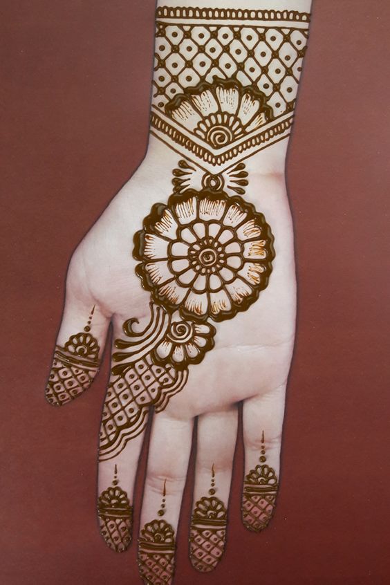 30+ Latest Mehndi Design Simple And Easy 2023