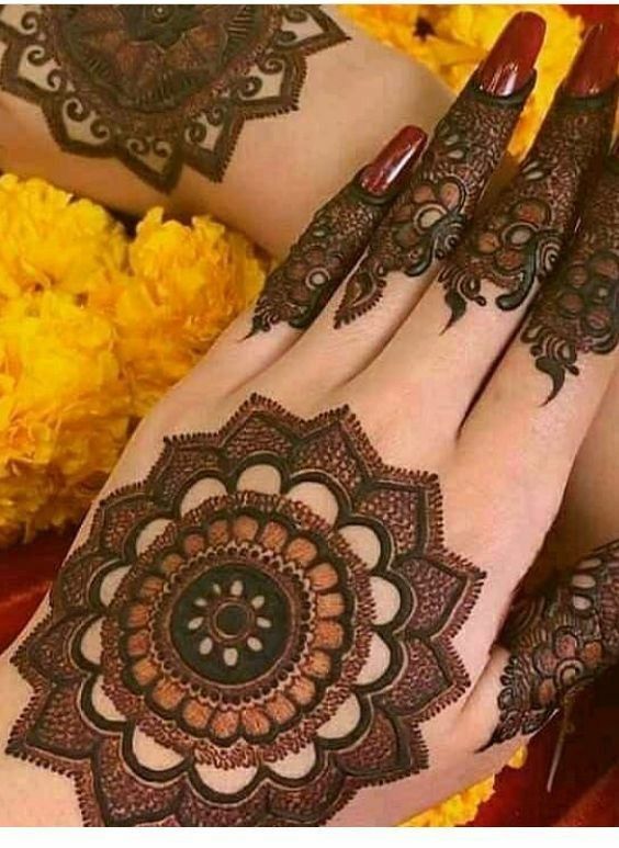 24+ Stunning Mandala Mehendi Designs 2023