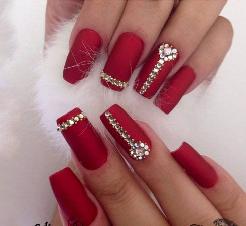 21+ Gorgeous Bridal Nail Art Designs For Bride 2023