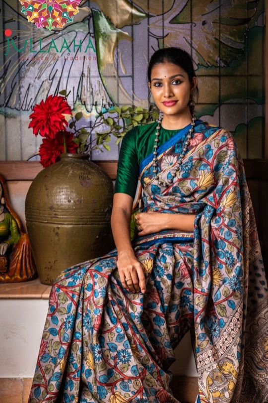 33+ Beautiful Patola Silk Saree 2023