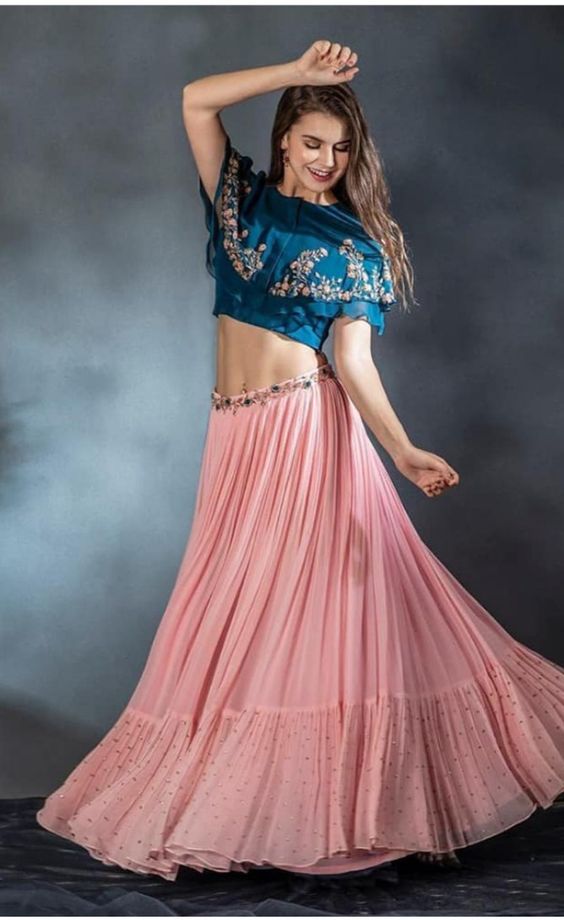 24+ Stylish Crop Top And Skirt Party Wear 2023