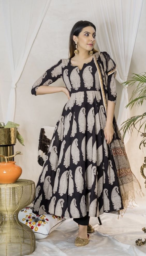 24+ Latest Kalamkari Kurtis Design 2023