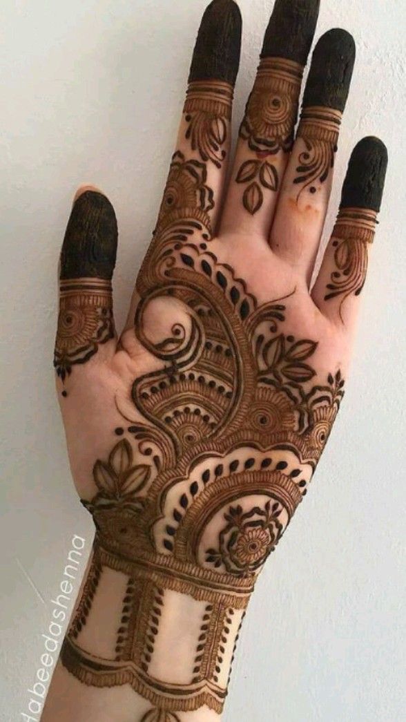 90+ Beautiful Latest Mehndi Design Simple 2023