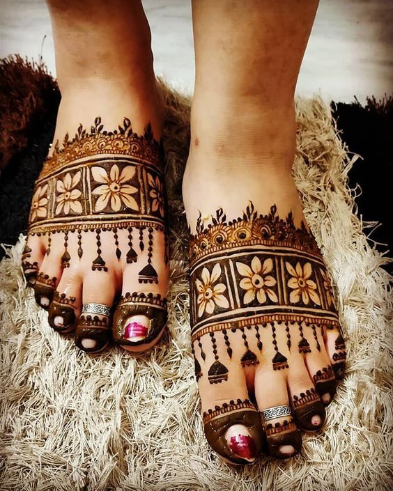 30+ Stunning Leg Mehndi Designs 2023