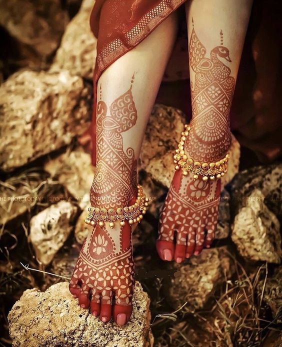 Beautiful Leg Mehndi Designs For Bride 2023