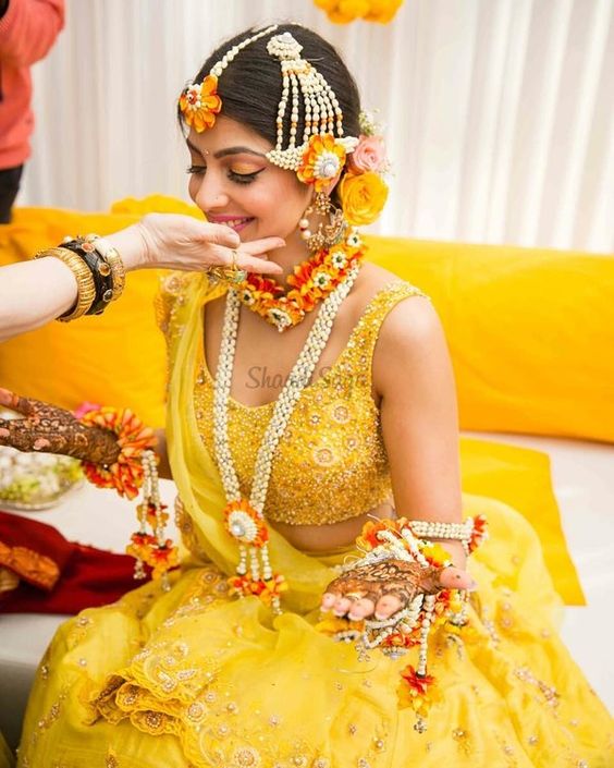 50+ Stunning Haldi Makeup Look For Bride 2023