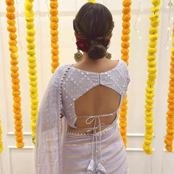 Glamorous Backless Blouse Designs To Flaunt That Sexy Back