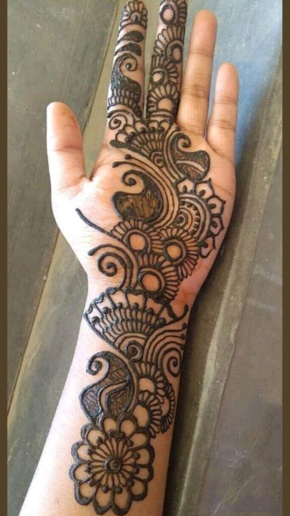 30+ Latest Mehndi Design Simple And Easy 2023