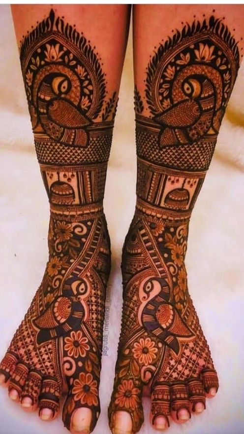 Beautiful Leg Mehndi Designs For Bride 2023