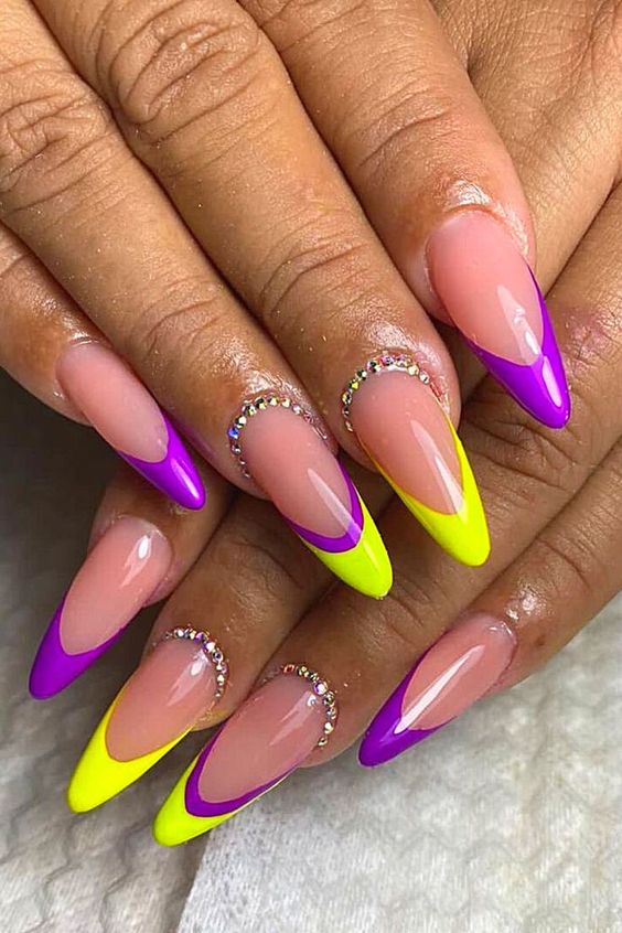 51+ Amazing Almond Nail Designs 2023