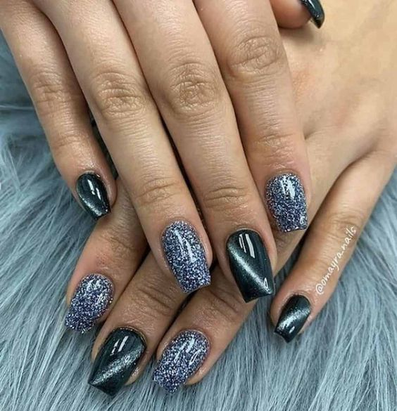 33+ Beautiful Black And Silver Nail Designs 2023