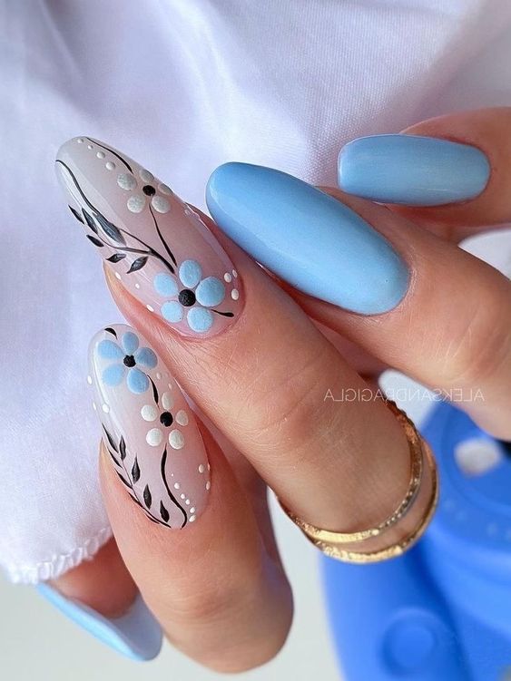 60+ Beautiful Blue Nail Designs 2023