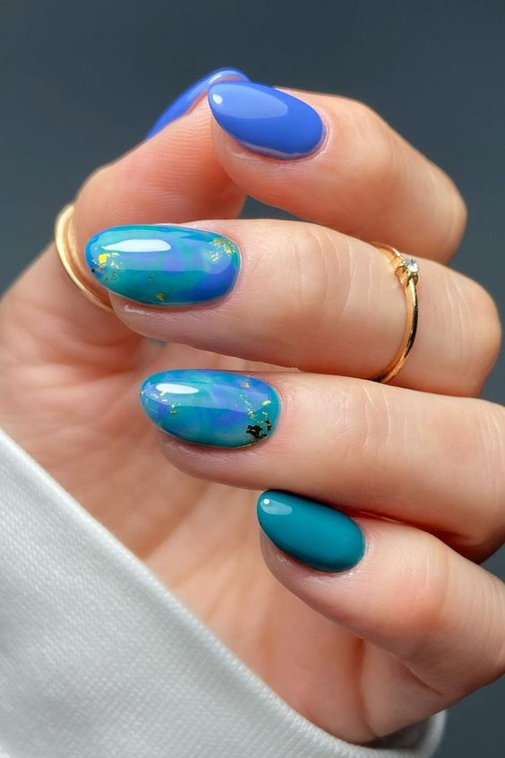 60+ Beautiful Blue Nail Designs 2023