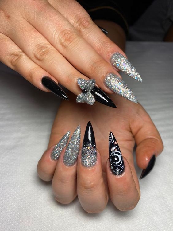 33+ Beautiful Black And Silver Nail Designs 2023