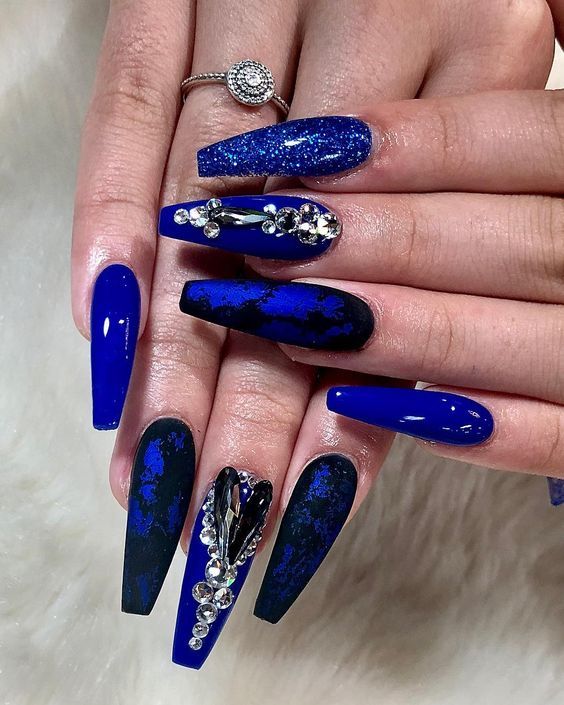 100+ Beautiful Blue Acrylic Nails 2023