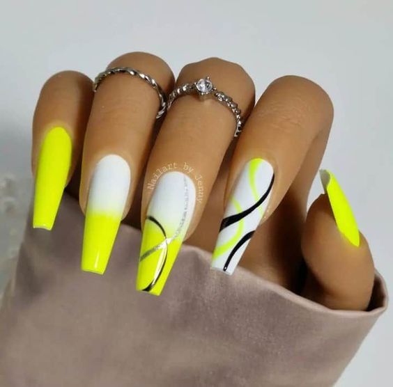 60+ Beautiful Neon Yellow Nail Designs 2023