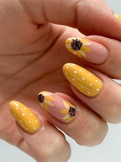 60+ Stunning Sunflower Nail Ideas | Sunflower Nail Designs 2023