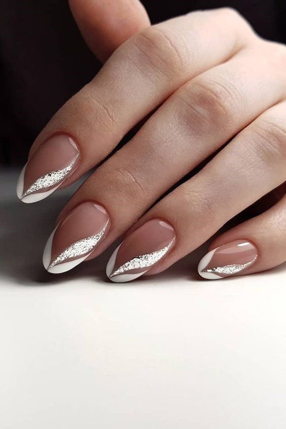 90+ Trendy Elegant Classy Wedding Nails 2023