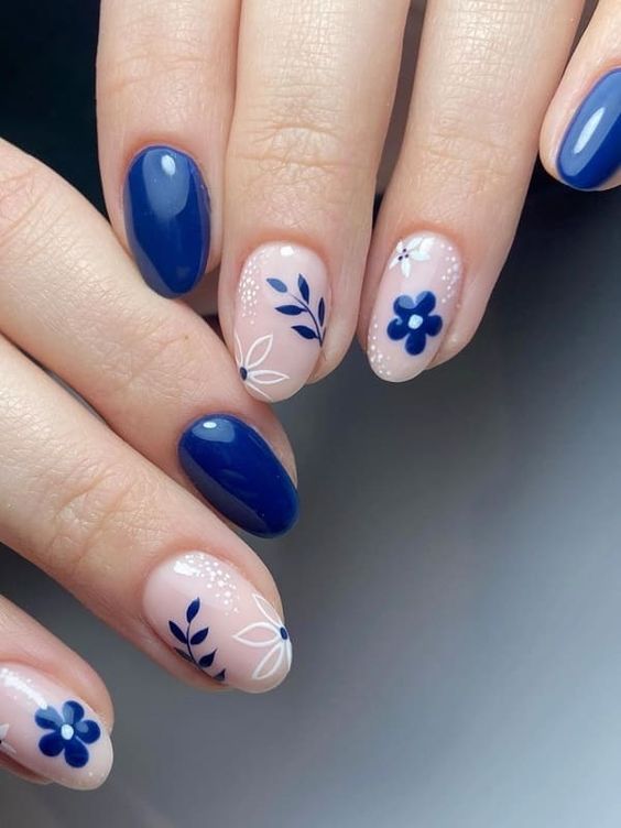 60+ Trendy Blue Nail Designs 2023