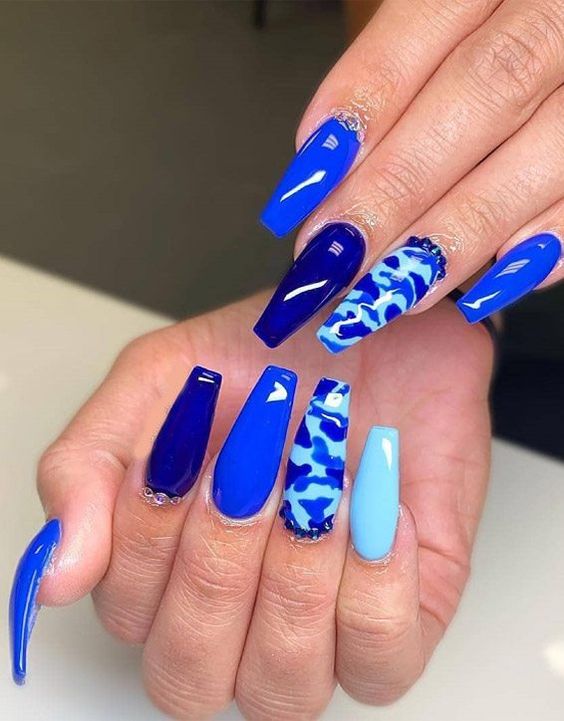 100+ Beautiful Blue Acrylic Nails 2023