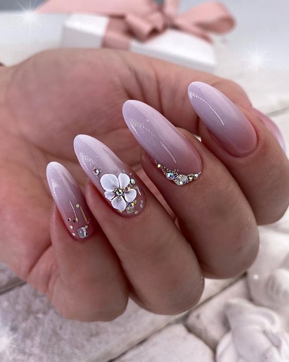 90+ Trendy Elegant Classy Wedding Nails 2023