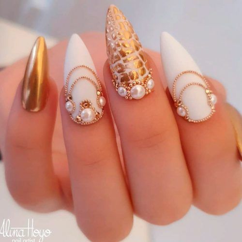 90+ Trendy Elegant Classy Wedding Nails 2023