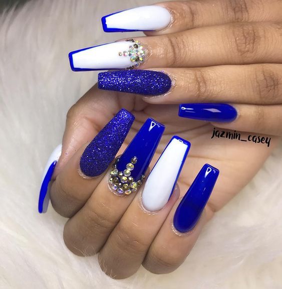 100+ Beautiful Blue Acrylic Nails 2023