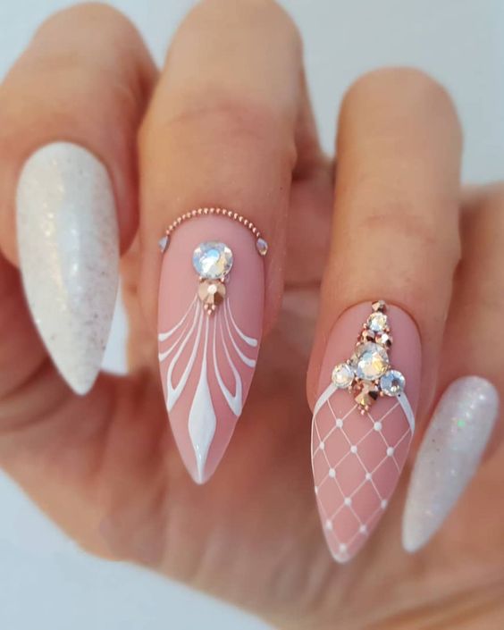 90+ Trendy Elegant Classy Wedding Nails 2023