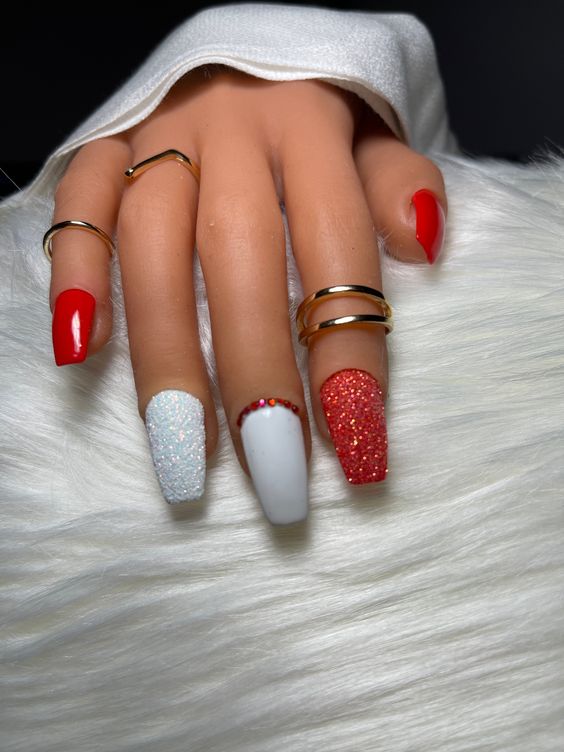 60+ Red And White Nail Designs 2023