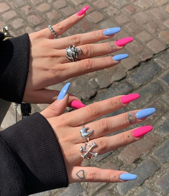 100+ Beautiful Blue And Pink Nail Designs 2023