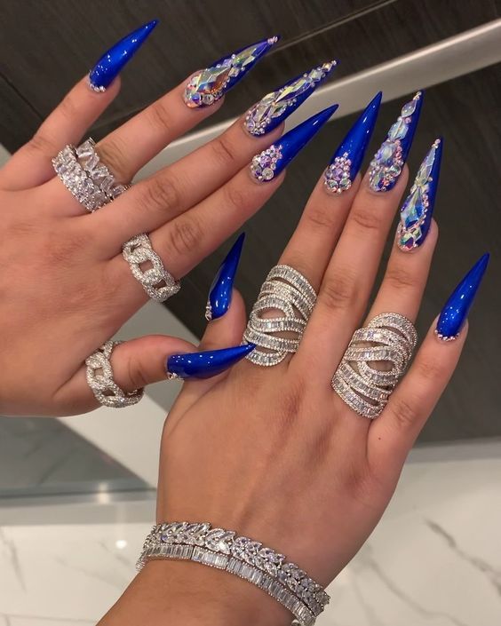 100+ Beautiful Blue Acrylic Nails 2023