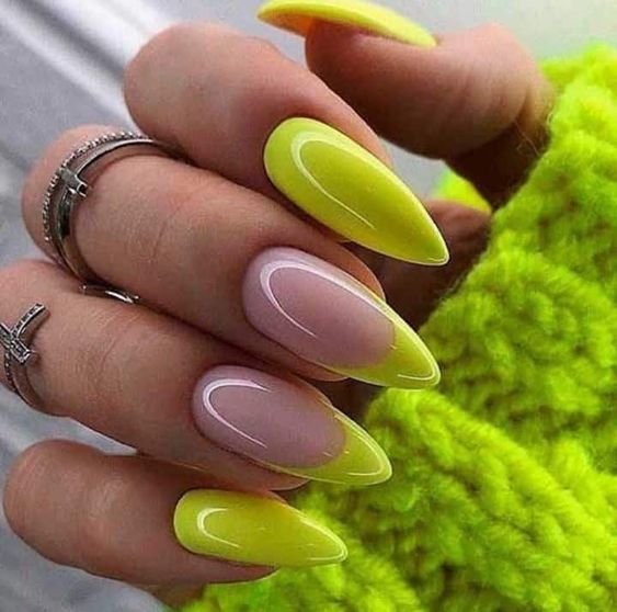 60+ Beautiful Neon Yellow Nail Designs 2023