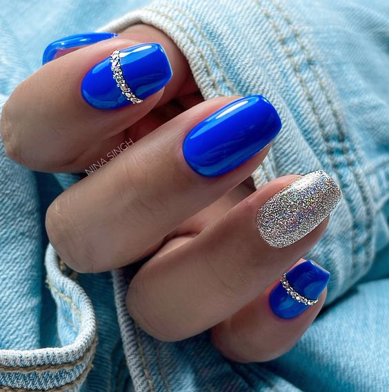 100+ Beautiful Blue And Silver Nail Designs 2023