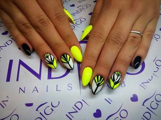 100+ Yellow And Black Nail Designs 2023