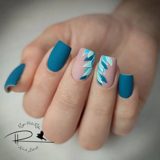 60+ Trendy Blue Nail Designs 2023