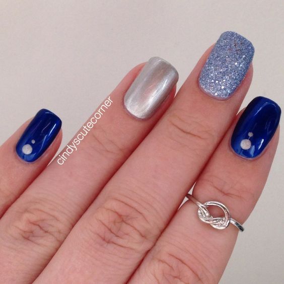 100+ Beautiful Blue And Silver Nail Designs 2023