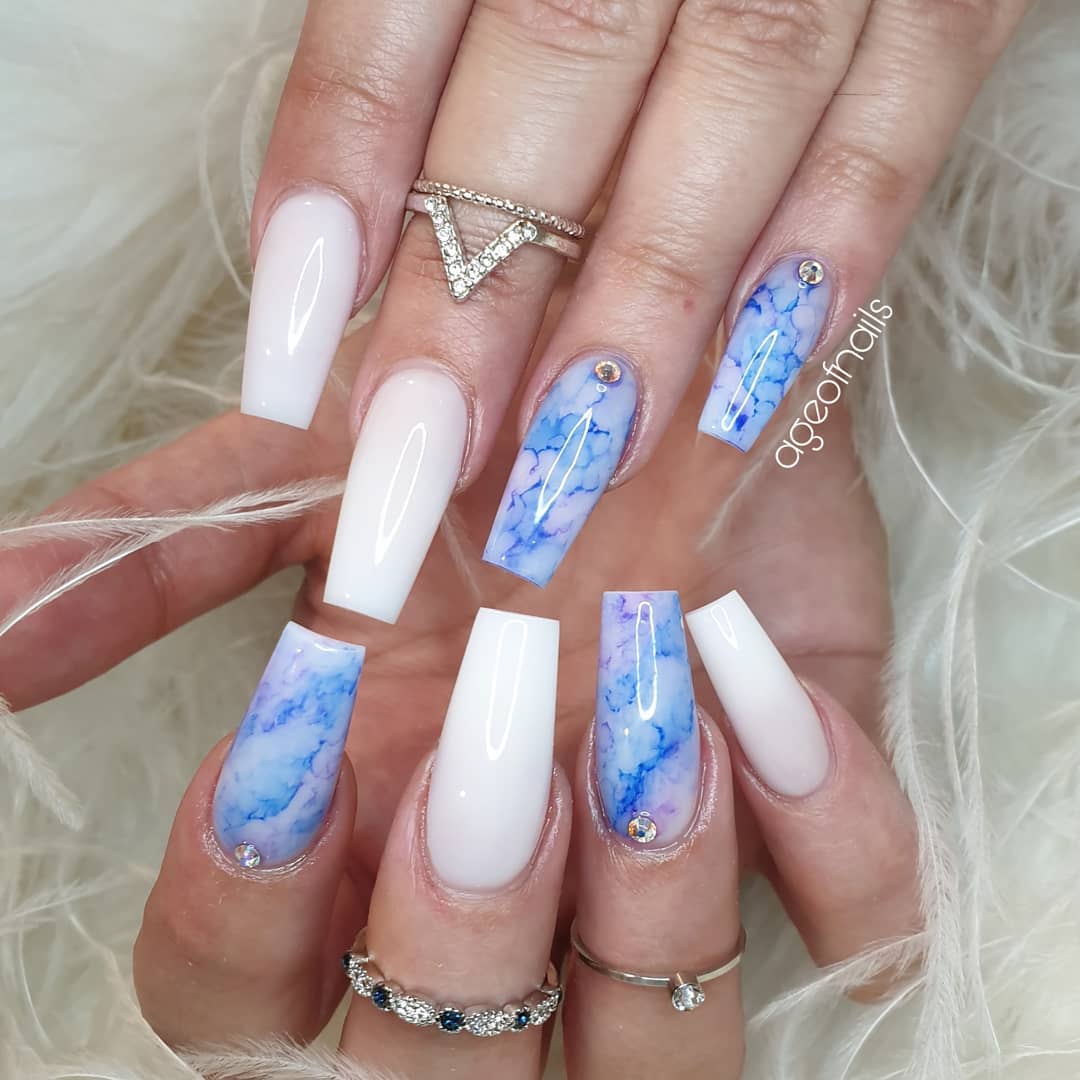 90+ Cute Simple Acrylic Nail Designs