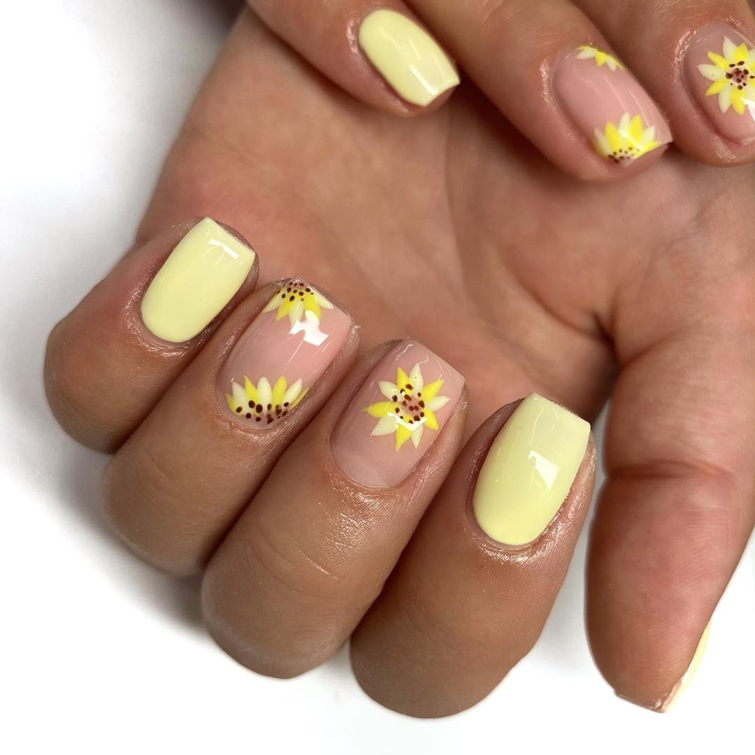 90+ Cute Simple Acrylic Nail Designs