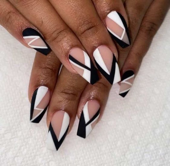 33+ Elegant Black And White Nail Designs 2023