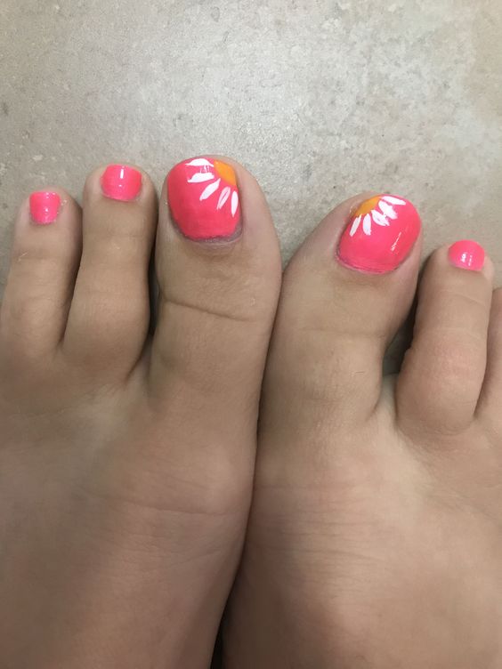 33+ Gorgeous Simple Summer Toe Nail Designs 2023