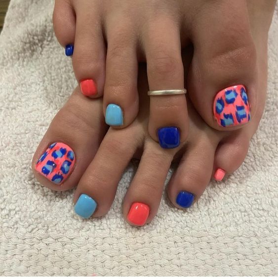 33+ Gorgeous Simple Summer Toe Nail Designs 2023