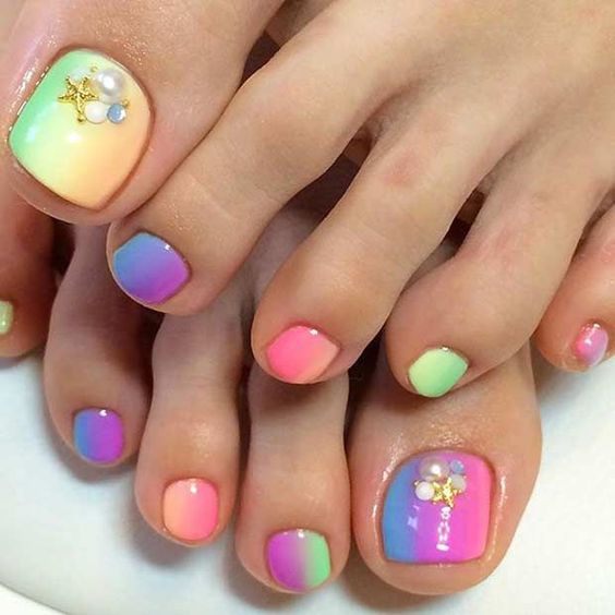 33+ Gorgeous Simple Summer Toe Nail Designs 2023