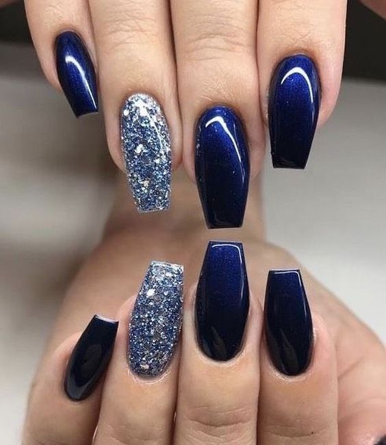 51+ Beautiful Blue And Silver Nails Designs 2023